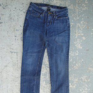 Seven 7 Jeans Slim Women's  Size 26 Medium Wash